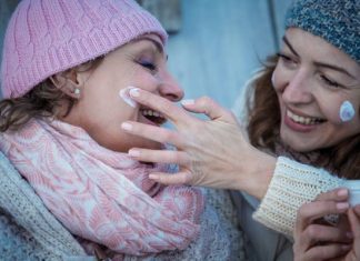 Jaki krem ochroni cerę przed mrozem? Zobacz, czym smarować twarz, gdy panują ujemne temperatury