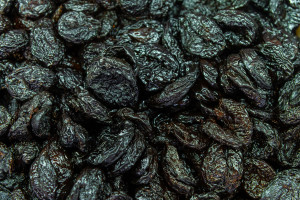 3 dziennie wystarczą. „Czarne złoto” oczyści zapchane jelita z gnijących substancji