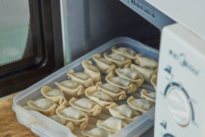 95 proc. badanych miało je we krwi. Francja zakazuje, naukowcy biją na alarm