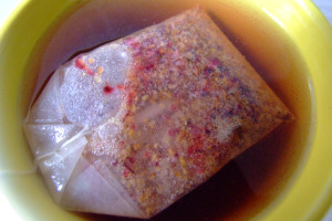 Mieszanka z 15 pestycydów zamiast herbaty. Te produkty nie zdały testu