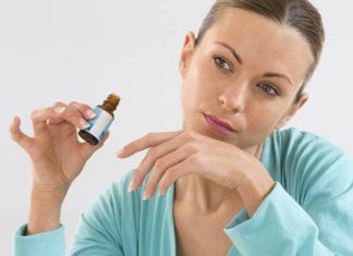 Jaki olejek eteryczny do aromaterapii? Zobacz, na co działają popularne rodzaje olejków aromatycznych. Te naturalne produkty są zdrowe