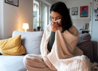 Grypa czy przeziębienie? Rodzaj infekcji infekcji poznasz po objawach. Czas rozwoju i przebieg tych chorób