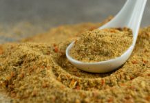 Pozornie niegroźna przyprawa ma związek z otyłością. Uderza w wątrobę