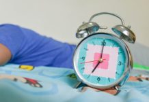 Godzina 8.00 to granica. Konsekwencje: jedzą więcej, ruszają się mniej