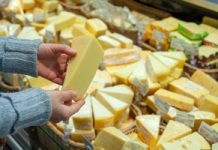 Popularny ser pilnie wycofany ze sprzedaży. Natychmiast wyrzuć