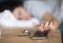 Czy drzemka w ciągu dnia jest zdrowa? Przestrzegaj tych kilku zasad, aby spanie w ciągu dnia przyniosło same korzyści