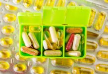 Piorunująco wykańcza nerki. Witamina, której nie wolno przedawkować