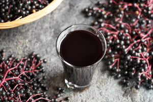 Naukowcy nie mogli uwierzyć. Pij przez 7 dni, a spadnie nie tylko glukoza