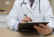 Lekarz ostrzega. Najgorsze dla serca, a Polacy jedzą bez umiaru