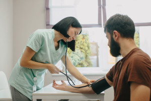 3 zasady skutecznego leczenia nadciśnienia. Eksperci nie mają wątpliwości