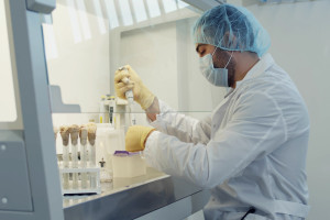 Testy szczepionek przeciwko rakowi. To nowa odmiana immunoterapii
