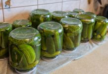Sieje spustoszenie w wątrobie. Najgorszy dodatek do przetworów