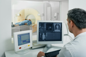 1 października: tomografia za darmo i bez skierowania. Skorzystają trzy grupy pacjentów