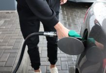 To już pewne. Podano do kiedy tańsze paliwo na stacjach benzynowych