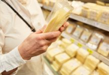 Dwa popularne sery wycofane. Nie jedz pod żadnym pozorem
