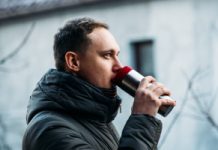 14 lat badań dało pewność. Trzykrotnie zwiększa ryzyko raka przełyku