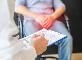 Problemy z prostatą to nie tylko rak. Zobacz, jakie objawy daje zapalenie gruczołu krokowego