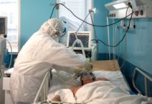 To nie geny decydowały o ciężkim COVID-19. Naukowcy odkryli coś znacznie ważniejszego