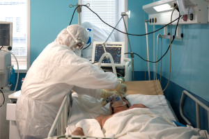 To nie geny decydowały o ciężkim COVID-19. Naukowcy odkryli coś znacznie ważniejszego